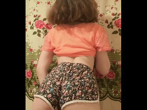 ❤️ Garota jovem e sexy tirando seus shorts da câmera ❌ Porno vídeo em nós pt-br.vegasservice.ru