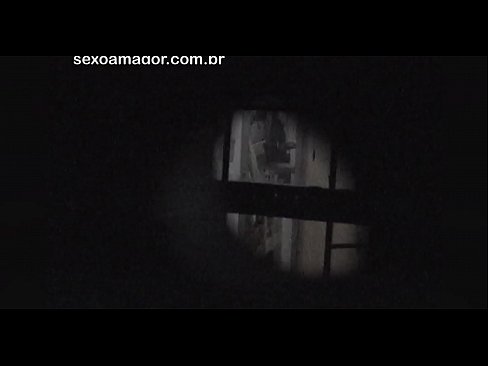 ❤️ Lourinho é secretamente filmado por um voyeur de bairro escondido atrás de tijolos ocos ❌ Porno vídeo em nós pt-br.vegasservice.ru