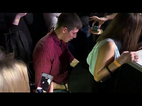 ❤️ Sexo real em uma boate russa. Menina russa de 18 anos no ânus e vagina fodida em uma casa noturna ❌ Porno vídeo em nós pt-br.vegasservice.ru